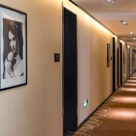 Xana Hotelle Guangzhou Exteriör bild